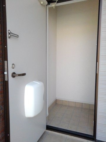 ＰＬＡＩＮ　萩原の玄関