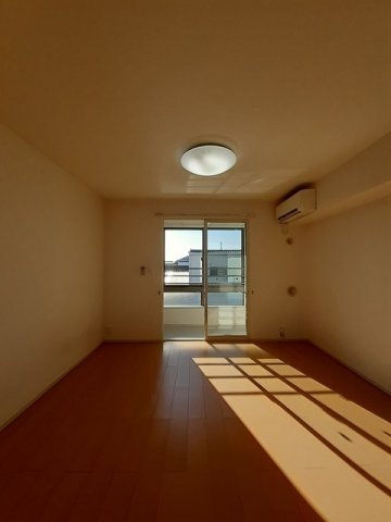 リンコーレジデンス－Ⅰの居間・リビング