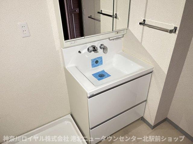 【独立洗面台】