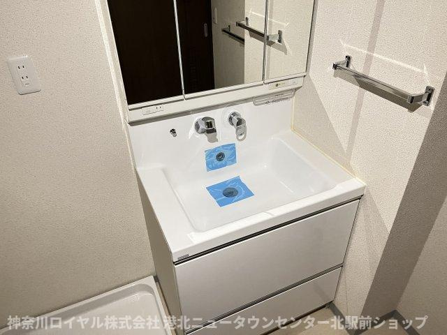 【独立洗面台】