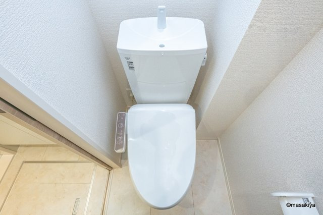 セルメイユールのトイレ|写真は同じ大和ハウス施工の最近の物です。参考にご覧ください。