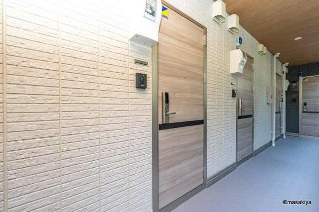 セルメイユールのエントランス|写真は同じ大和ハウス施工の最近の物です。参考にご覧ください。