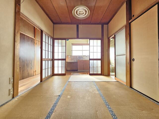 瑞浪市陶町猿爪の一戸建ての内装