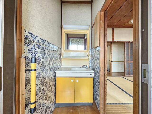 瑞浪市陶町猿爪の一戸建ての洗面所