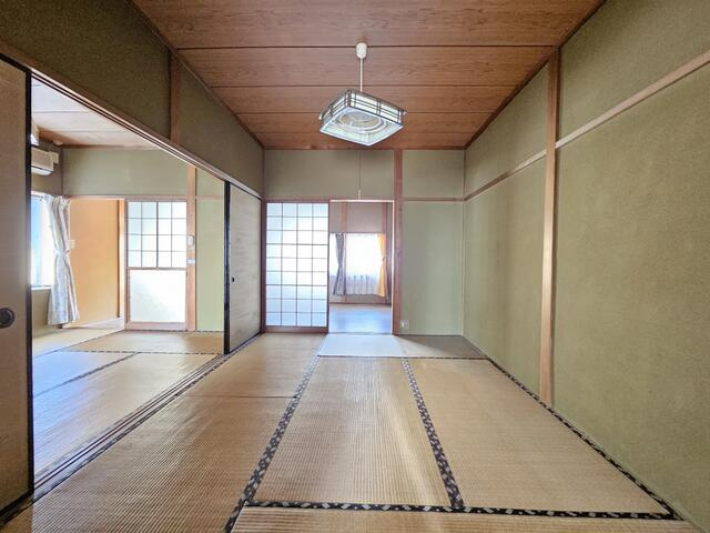 瑞浪市陶町猿爪の一戸建ての内装