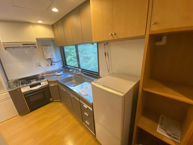 仙石高原マンションのキッチン|使いやすいキッチンです。