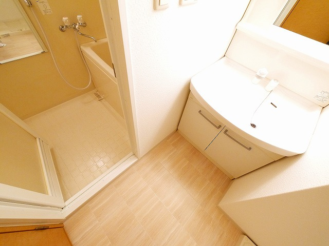 サンフークIIIの洗面所|スペースが確保できる洗面所です