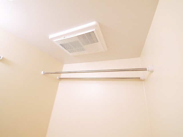 サンフークIIIの設備|お風呂には浴室乾燥機もついてます。