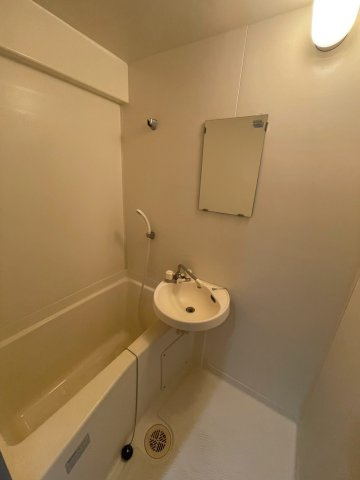 久留米市上津町の賃貸マンションの設備|205の内装写真となります。