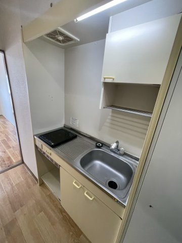 久留米市上津町の賃貸マンションのキッチン|205の内装写真となります。