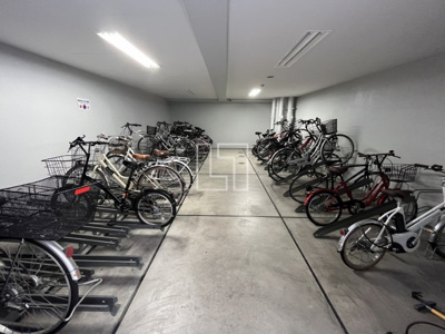 【その他共用部分】 | LAV心斎橋WEST | LUV心斎橋WEST（ラブ心斎橋ウエスト） 駐輪場