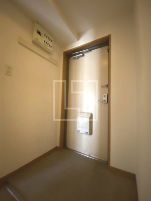 【居間・リビング】 | サウスサイドなにわ筋 | サウスサイドなにわ筋　玄関スペース