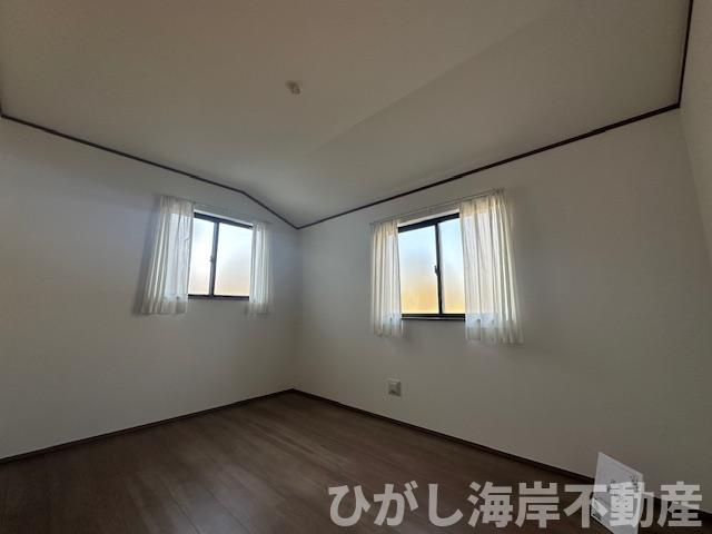 藤沢市鵠沼海岸６丁目　新築戸建　全2棟の内装|6帖　洋室