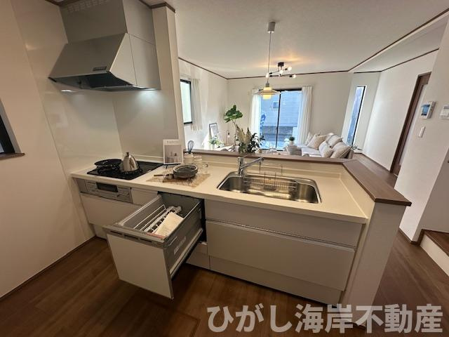 藤沢市鵠沼海岸６丁目　新築戸建　全2棟のキッチン|キッチンスペース