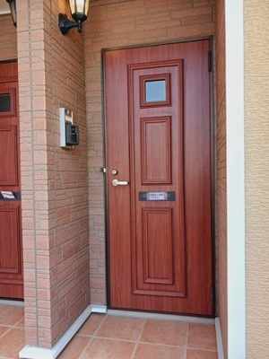 【玄関】 | プリムロ－ズ