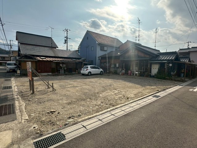 田の上1丁目　売土地の外観|現況更地での引渡しとなるため、購入後の余計な解体費用がかからず資金計画が立てやすい。