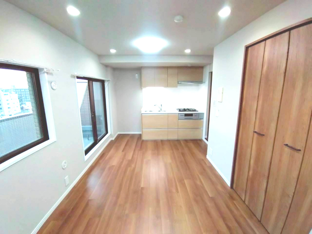 浅草スカイレジテルの居間・リビング