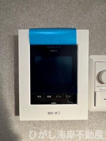 藤沢市片瀬山１丁目　新築戸建　全３棟のセキュリティ|TVモニター付きインターフォン