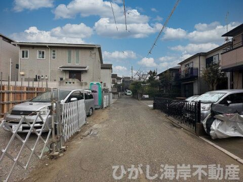 藤沢市辻堂東海岸1丁目　新築戸建　全２棟の前面道路含む現地写真|2月16日撮影　建築中　現地外観