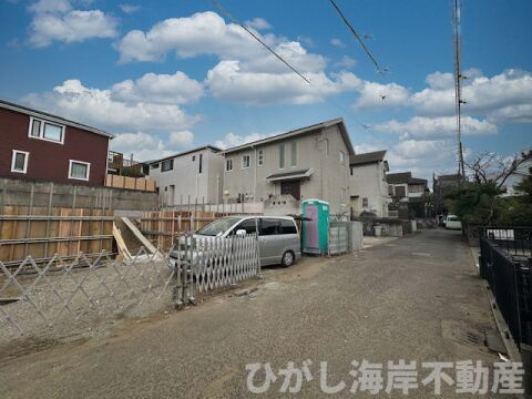 藤沢市辻堂東海岸1丁目　新築戸建　全２棟の前面道路含む現地写真|2月16日撮影　建築中　現地外観