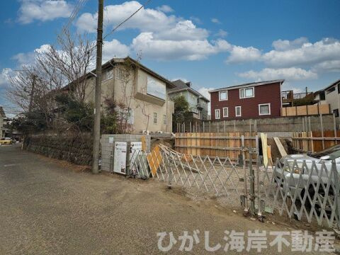 藤沢市辻堂東海岸1丁目　新築戸建　全２棟の前面道路含む現地写真|2月16日撮影　建築中　現地外観