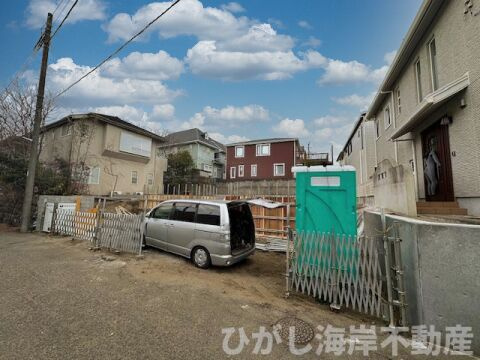 藤沢市辻堂東海岸1丁目　新築戸建　全２棟の前面道路含む現地写真|2月16日撮影　建築中　現地外観