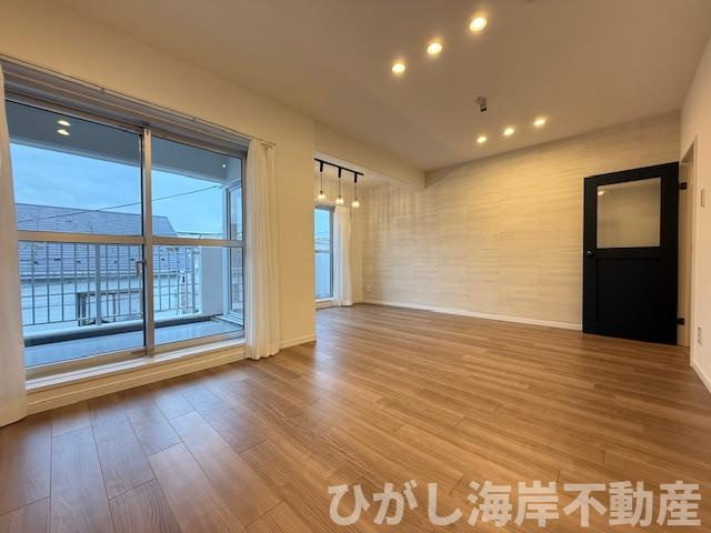 ハイマート辻堂のダイニング|新規リフォーム完了！　16.7帖　LDK