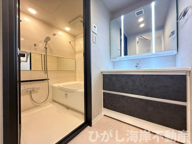 ハイマート辻堂の脱衣所|新規リフォーム完了！　脱衣スペース