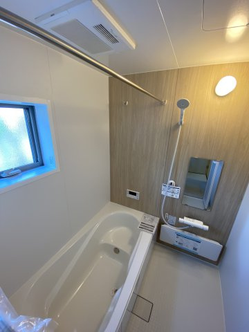 【いわき市平塩第1】全２棟／1号棟　■住宅ローンに不安がある方は不動産プラスまで■の浴室|同施工◆ユニットバスの写真です◆　フルオート機能で、時間帯を気にせず、家族全員が暖かい湯船に浸かることができます。　一日の疲れを癒してくれそうですね♪