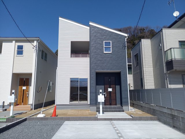 【平倉前1期】　2号棟　※キャンペーン実施中！※　デザイナーズ新築建売住宅の前面道路含む現地写真|ご成約の方に選べる家電プレゼントキャンペーン実施中です♪
あると嬉しい家電が揃っています！さらにお選び頂いた商品にプラスして「美味しいパンが焼けるアラジンのトースター」をお付けします！期間限定(^^♪