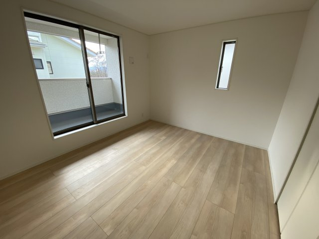 1/13価格変更♪【佐糠町第8　全5棟／3号棟】　新築建売　ご成約特典として 人気家電プレゼント中☆の洋室|■□■居室の写真です■□■　
寝室にも、子供部屋にも、趣味のお部屋にもお使いいただけます♪