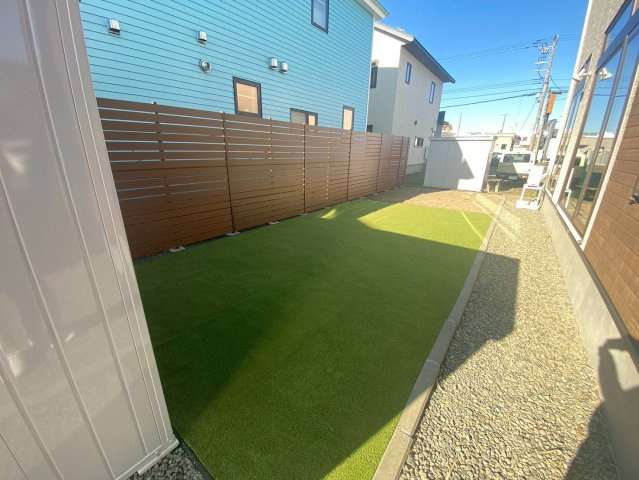 昭和中央3丁目ミサワホーム様施工　中古住宅の玄関|レトロな玄関ドアがおしゃれです