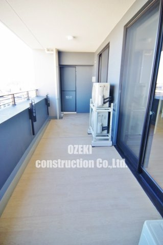 PJツリーネストのバルコニー