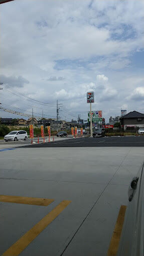 日進市藤塚６丁目の売地の外観|コンビニ