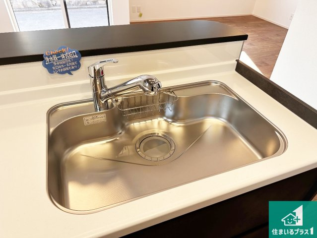 神戸市垂水区南多聞台　第9期　新築一戸建ての設備|洗い物も楽にできる、広々シンク！
