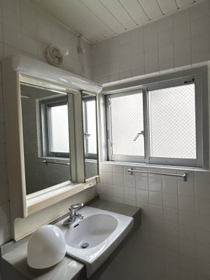  | シーガイア港