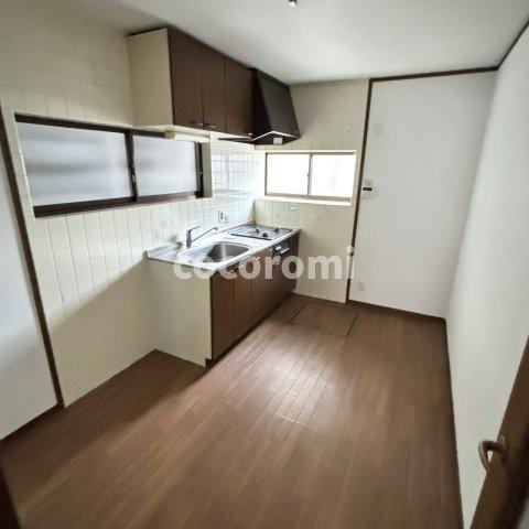 池田1丁目貸家の居間・リビング