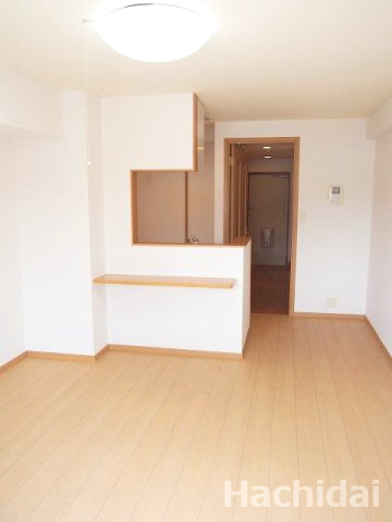 サンライズ伏見の居間・リビング