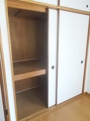 エルディム神田Ａの収納