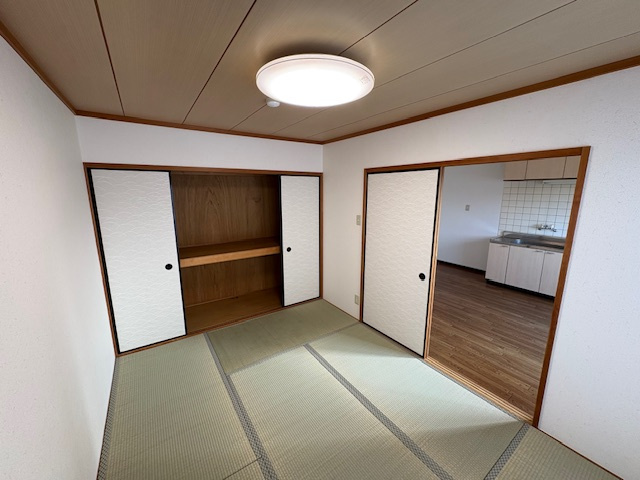 ロードハイツ甲東園の和室