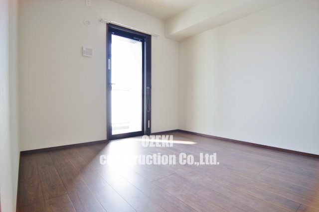 PJツリーネストの洋室