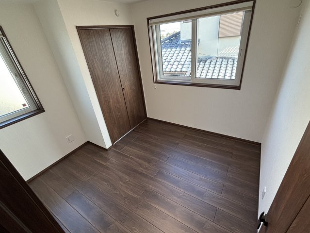 【全室床暖・蓄電・トリプルサッシ】高性能住宅 錦町4LDKの洋室