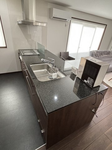 【全室床暖・蓄電・トリプルサッシ】高性能住宅 錦町4LDKのキッチン