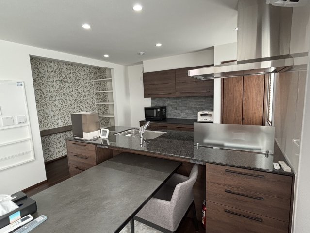 【全室床暖・蓄電・トリプルサッシ】高性能住宅 錦町4LDKのキッチン