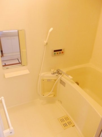 ファミリーの浴室