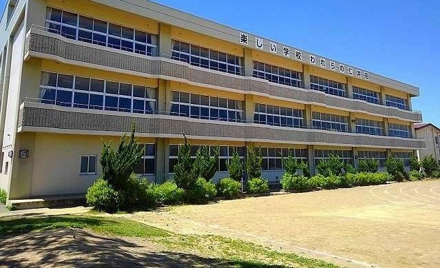 かみふうせんの周辺|秋田市立仁井田小学校まで700m