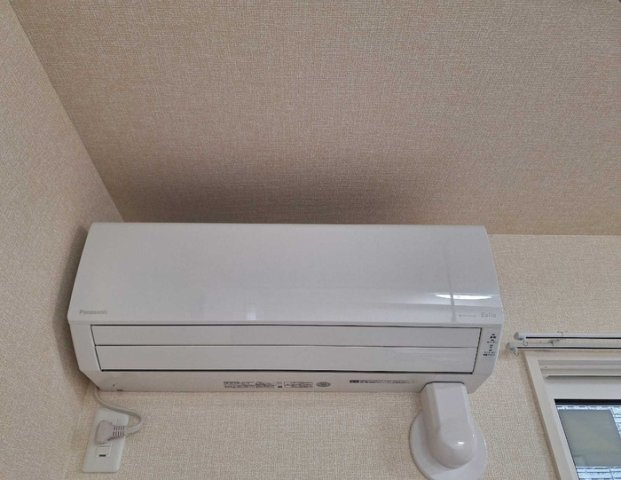 Ｄ－ＲＯＯＭみたけⅡの居間・リビング