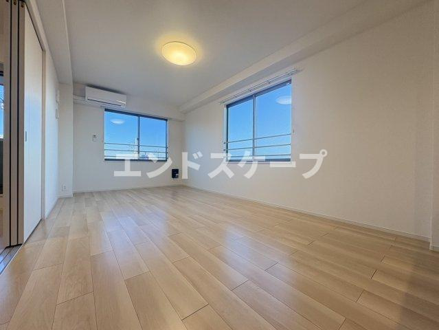 クラール　島野　Ａの居間・リビング|高崎、前橋のお部屋探しはエンドスケープまで！お客様の理想お聞かせ下さい♪
内装が画像と異なる場合がございます。