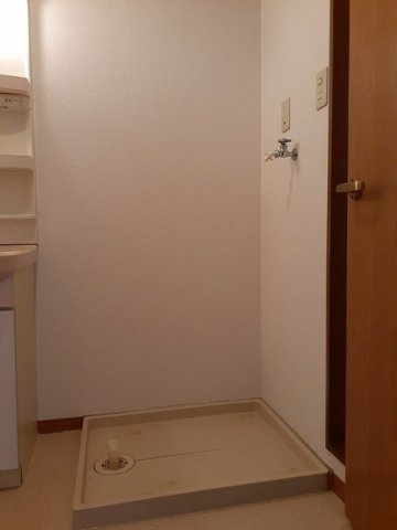 ファミールＨＡＫＵＨＯＵ　Ｂの設備