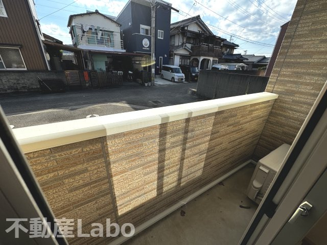 カーサアルベロディピノBのバルコニー